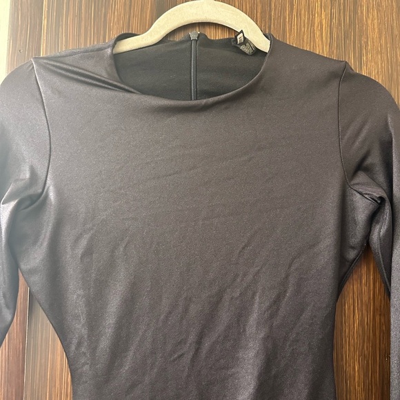 SKIMS All In One Shine Mock Neck Long Sleeve - Picture 5 of 5
